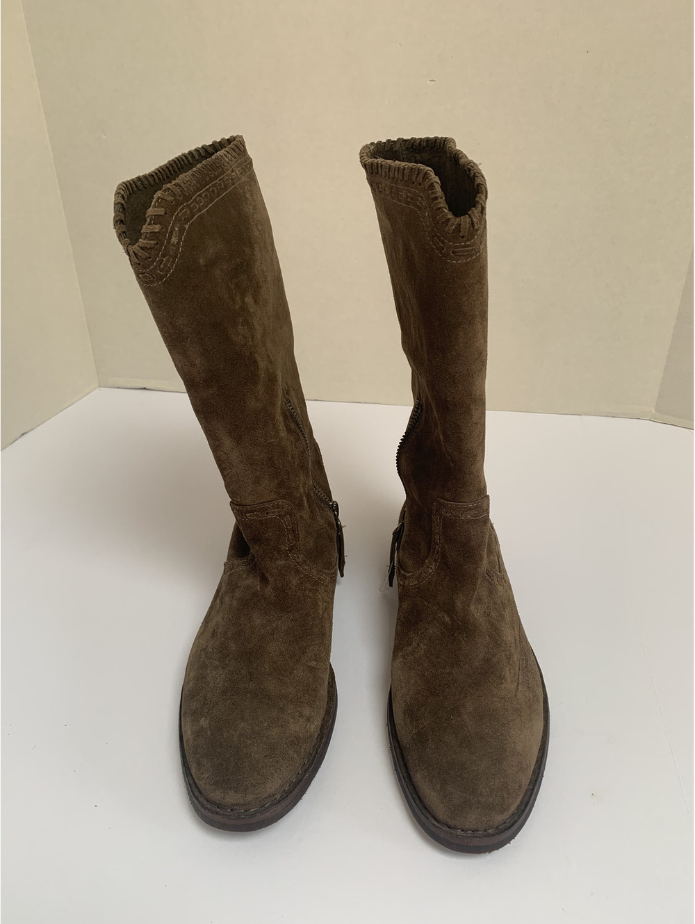 NWOT Trask Women's Brown Suede Mid Calf Boots Size 8.5 M